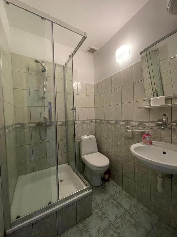 Noclegi U Gosi W Polanczyku - Pokoje Goscinne Exterior foto
