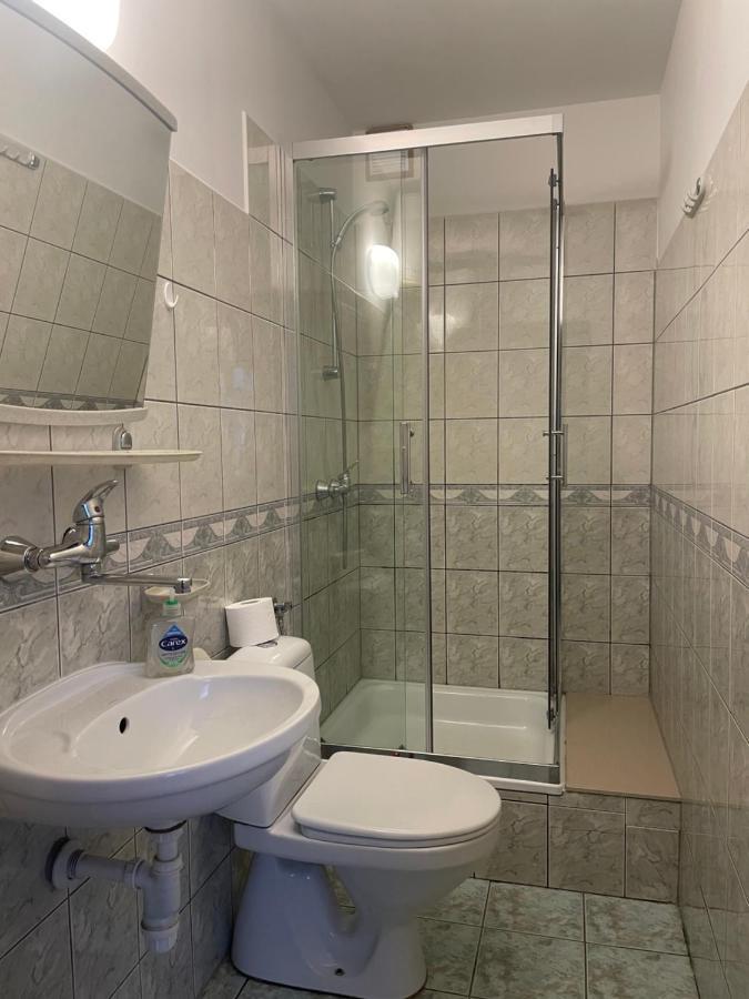 Noclegi U Gosi W Polanczyku - Pokoje Goscinne Exterior foto